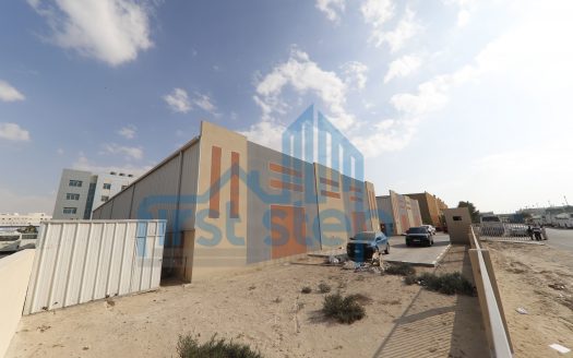 6 Warehouses in Standalone Compound for Sale in DIP