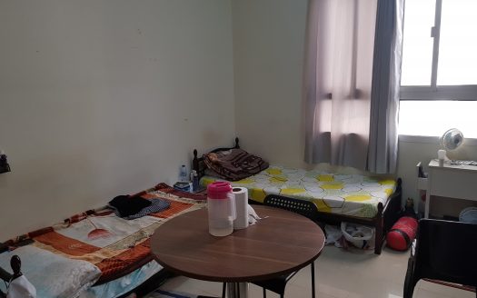 low rent room in Al Quoz.